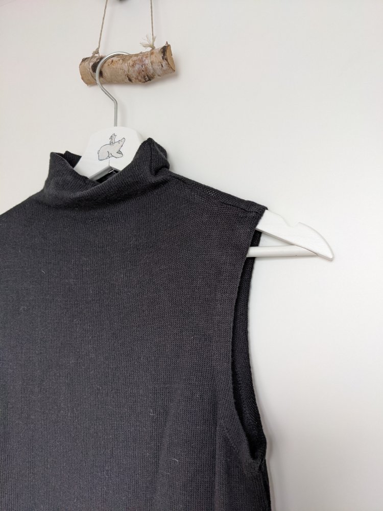 Klassisches Oberteil von Bik Bok