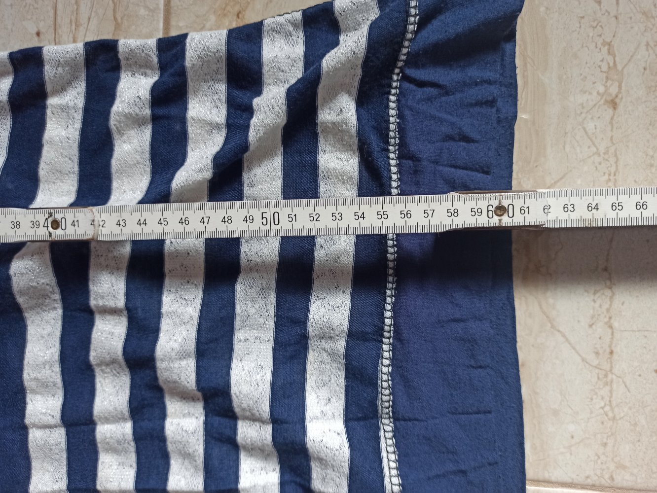 Gestreiftes Top