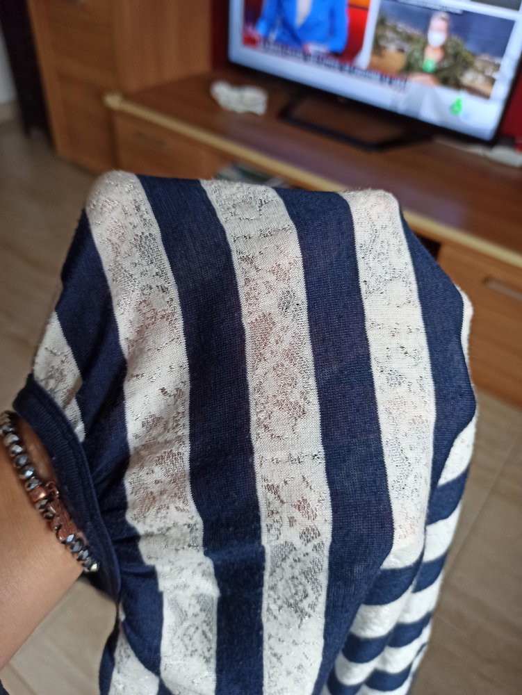 Gestreiftes Top