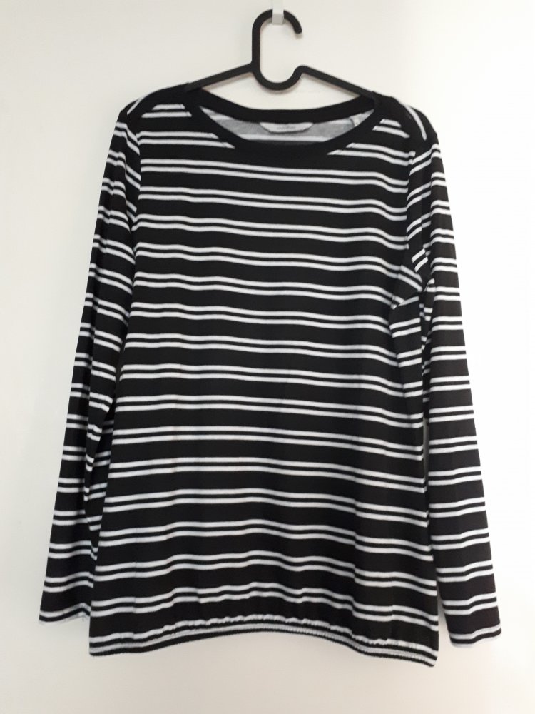 Gestreiftes Shirt von Tchibo essentials TCM Größe S M 36 38 schwarz weiß