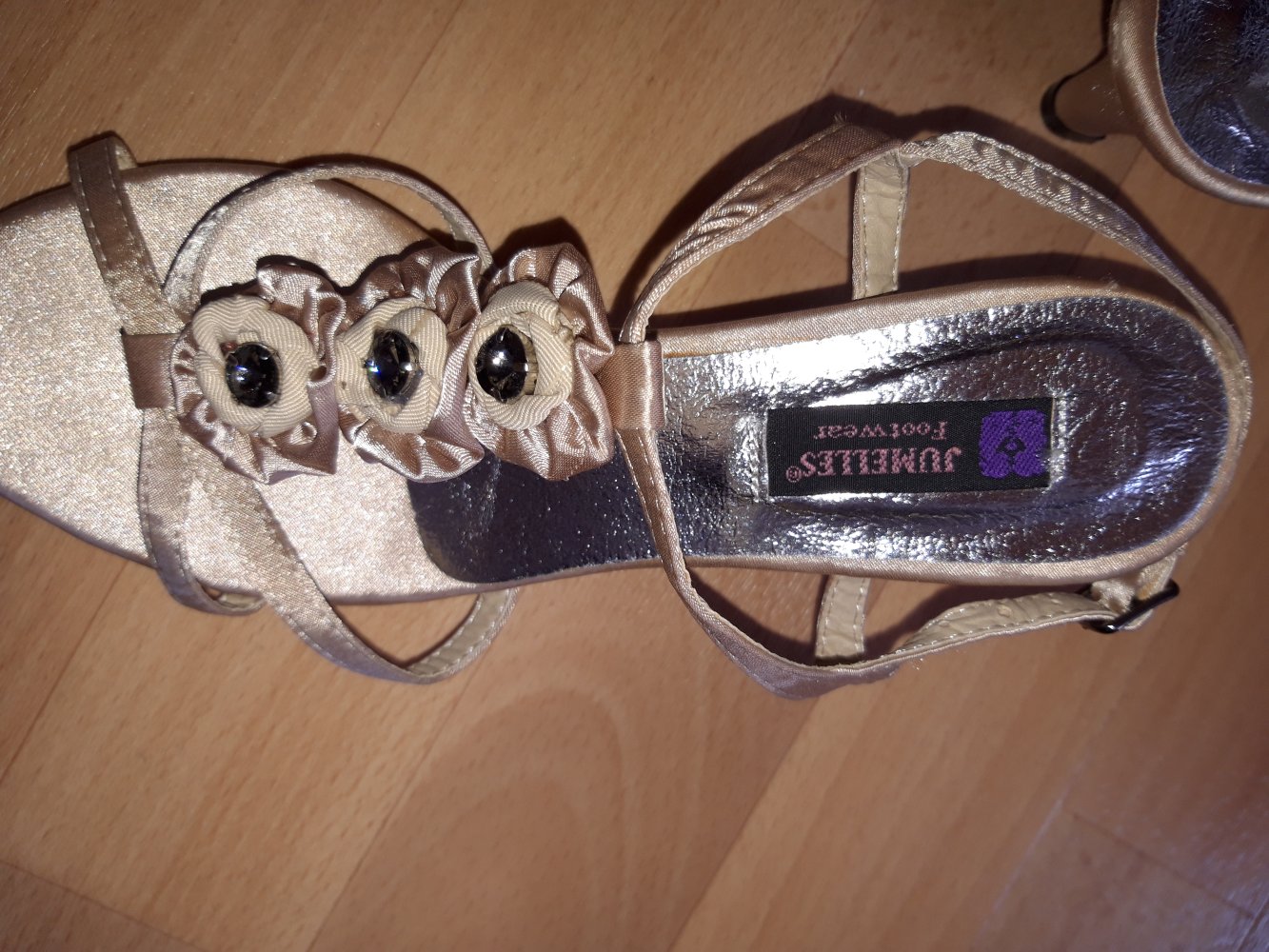 Sandalette Pumps Gr. 37 champagner satin