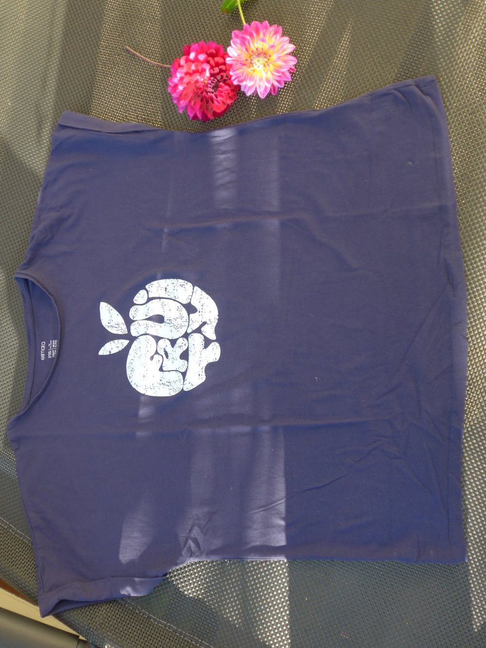 Freches Früchtchen Gr 48/ 50 in blau sucht einen neuen Kleiderschrank