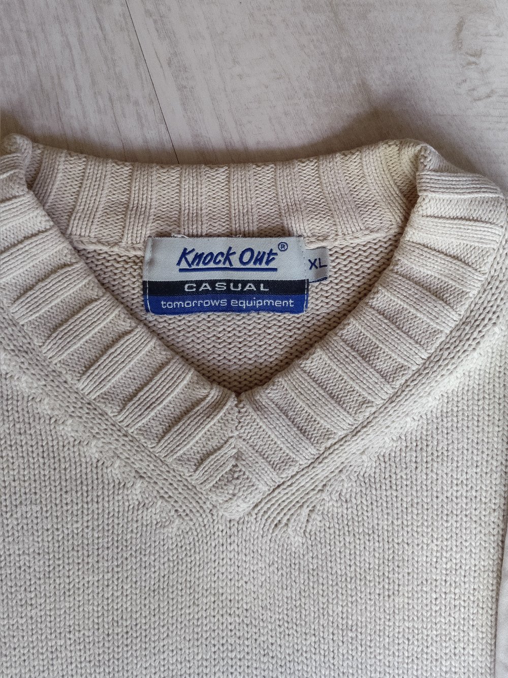 Strickpullover XL beige creme v kragen knock out casual pullover pulli Sweatshirt oberteil