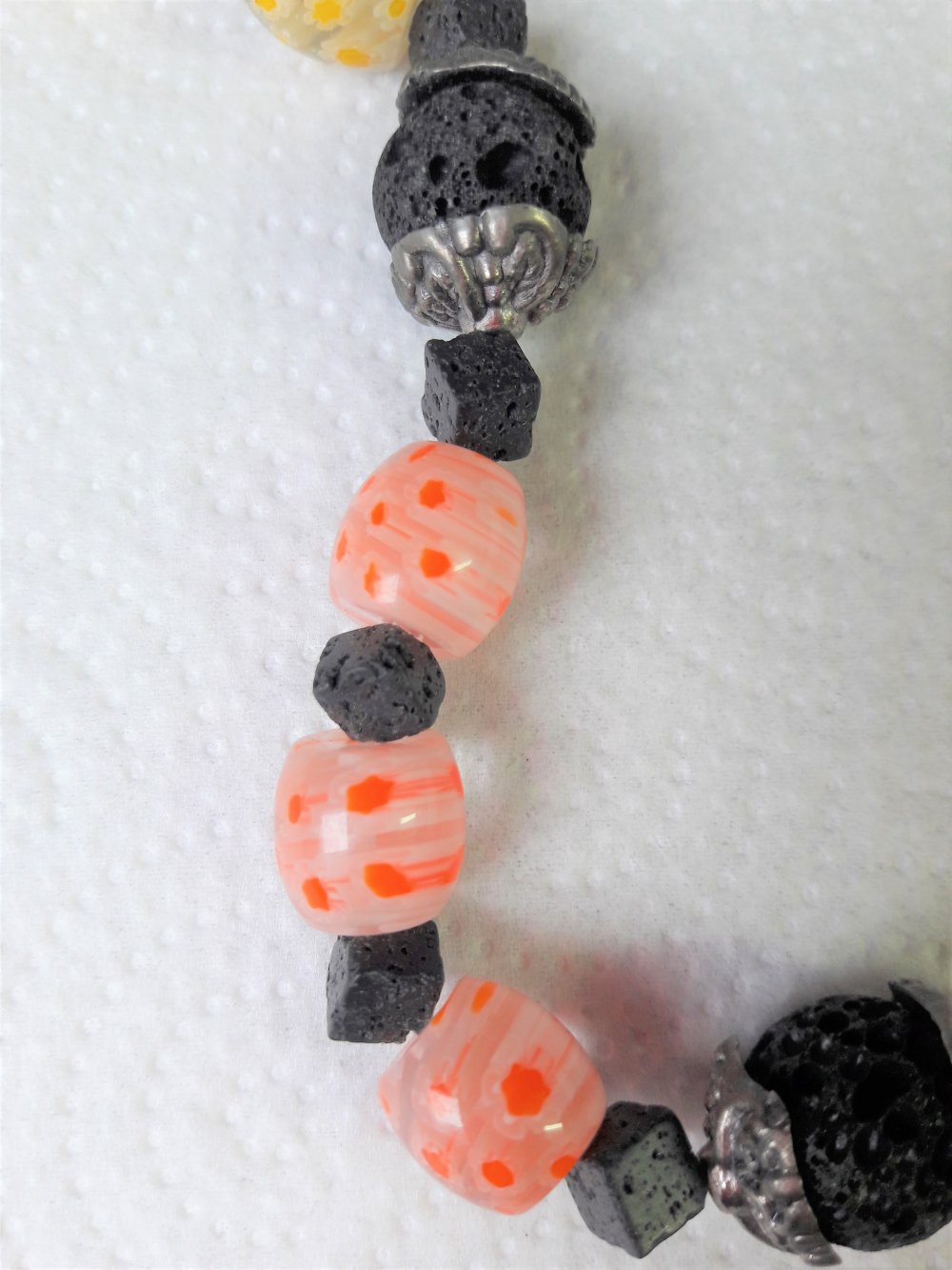 Muranoglas-Halskette rote und gelbe Perlen 50 cm lg kaum getragen