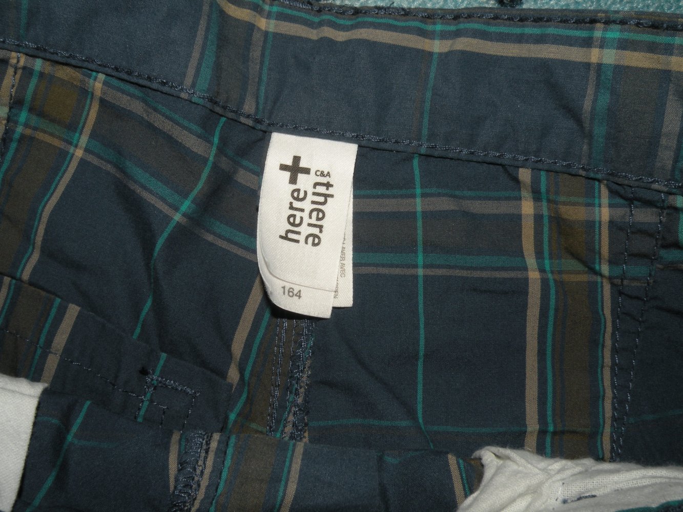 Jungen Sommer Shorts Bermudas Gr. 164 C&A top Zustand Blau Petrol Beige kariert