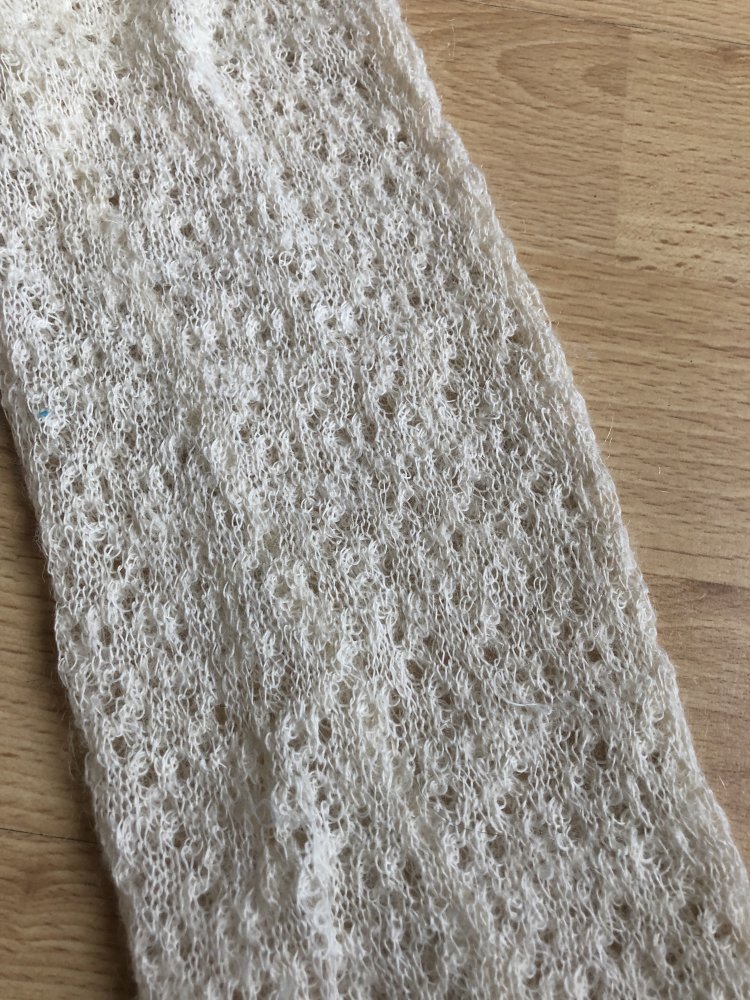 Einzigartiger Designer Pulli, Shirt, Pullover, Bluse, creme, grau, Spitze, Italienisch, Viskose