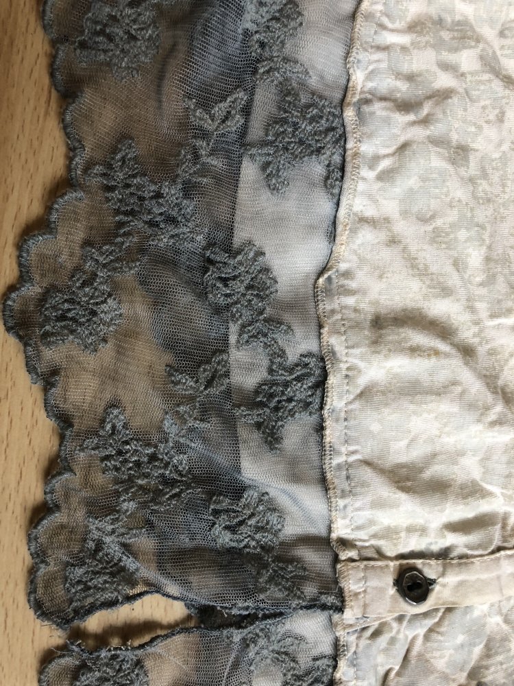 Einzigartiger Designer Pulli, Shirt, Pullover, Bluse, creme, grau, Spitze, Italienisch, Viskose