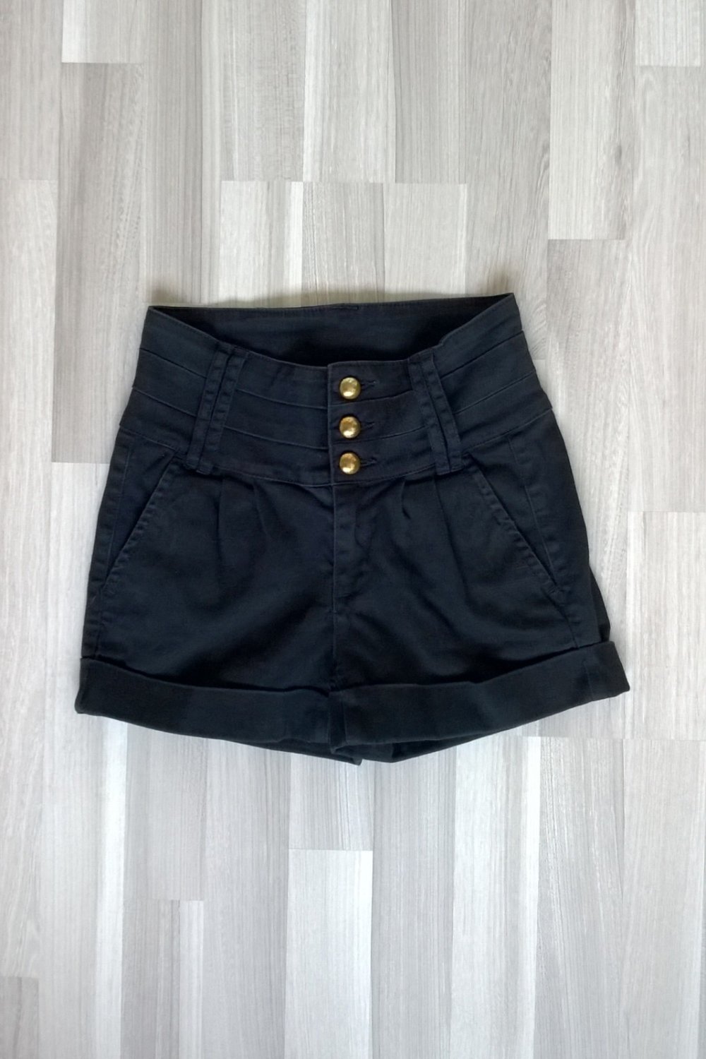 Jeansshorts Shorts Hotpants schwarz Funky Sara High Waist Gr. XS/S Pieces