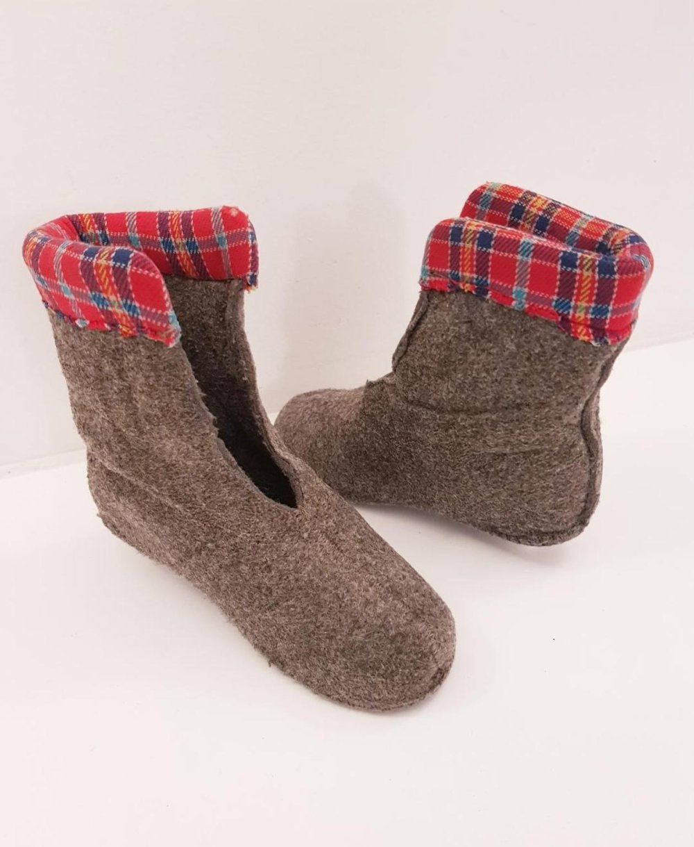 Kinderstiefel, Winterstiefel  i. Leder braun Gr. 29-30 guter Zustand