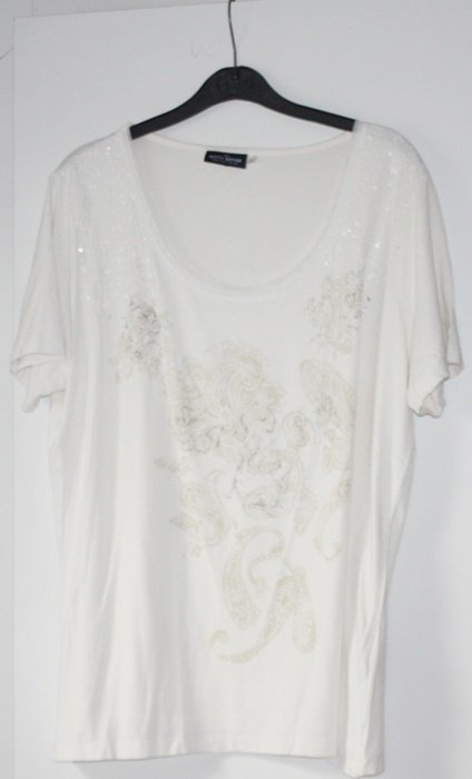 weißes T-Shirt von Your Sixth Sense