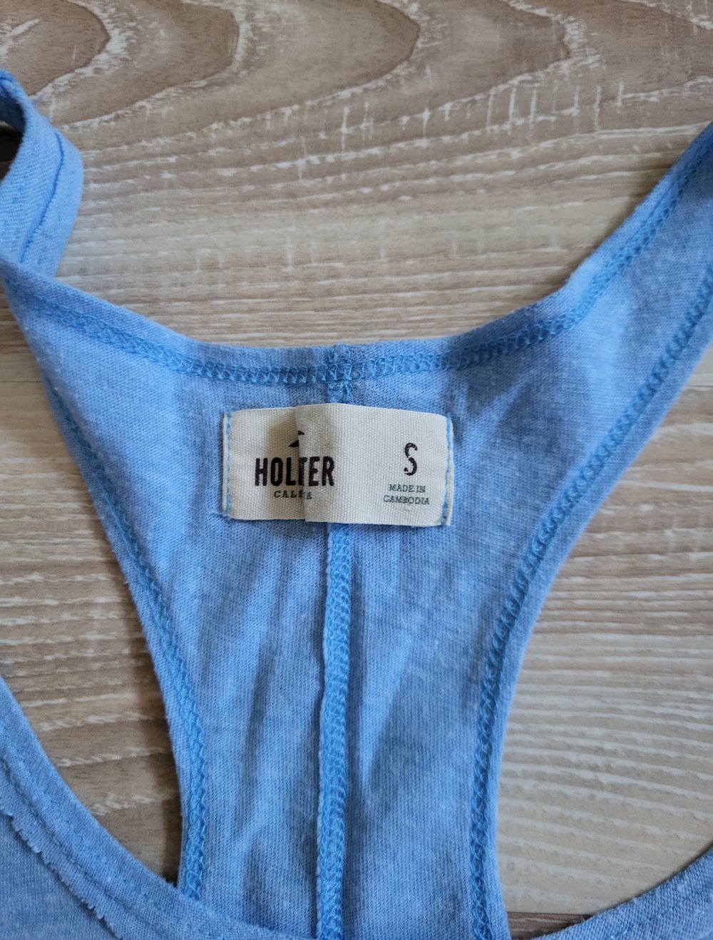 hollister top in s