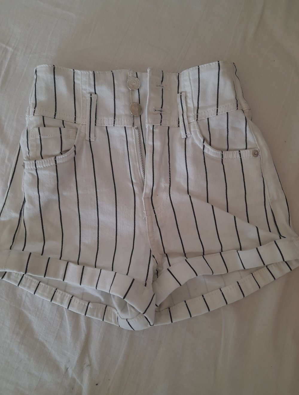 Kurze Hose Bershka 32/XS