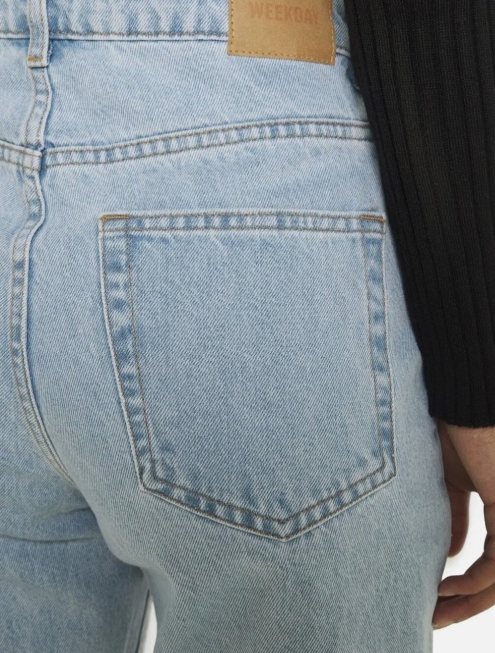 WEEKDAY Voyage High Straight Jeans  25/32 Jeans