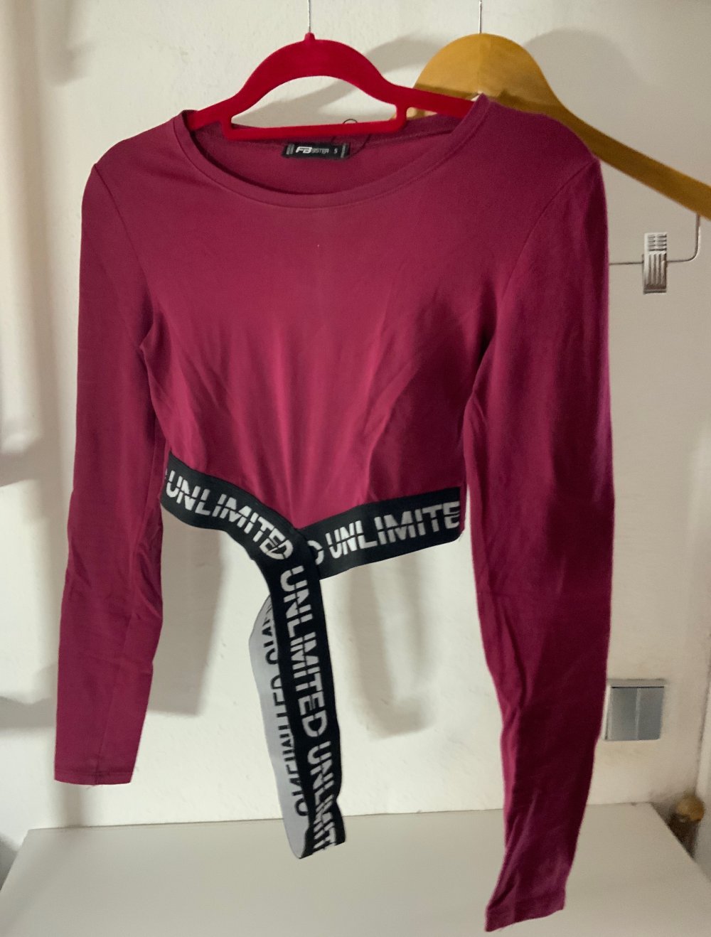 Langärmliges Croptop