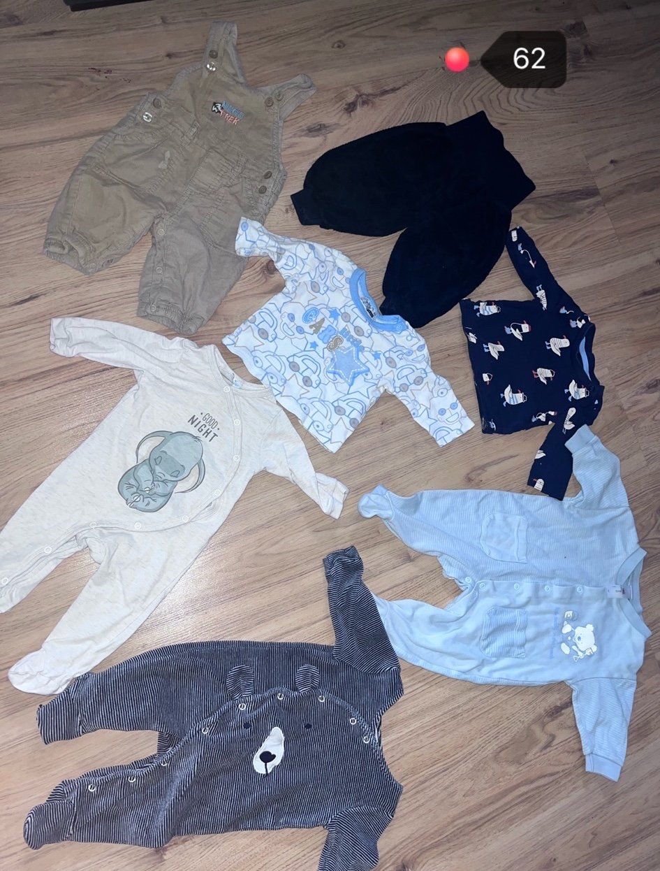 Babyklamotten für Jungs Größe 62