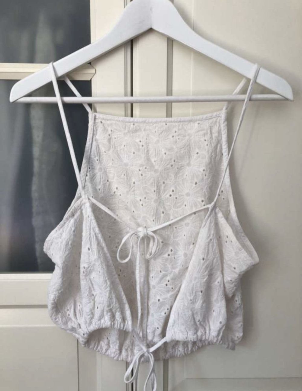 Brandy Melville Top mit schönem Rücken