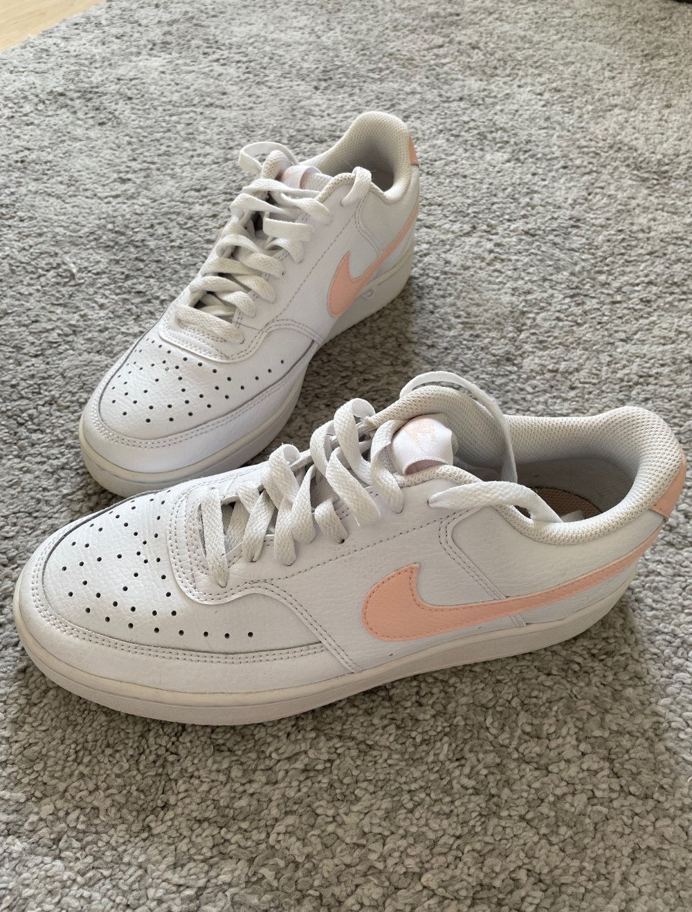 Nike Court Vision Low