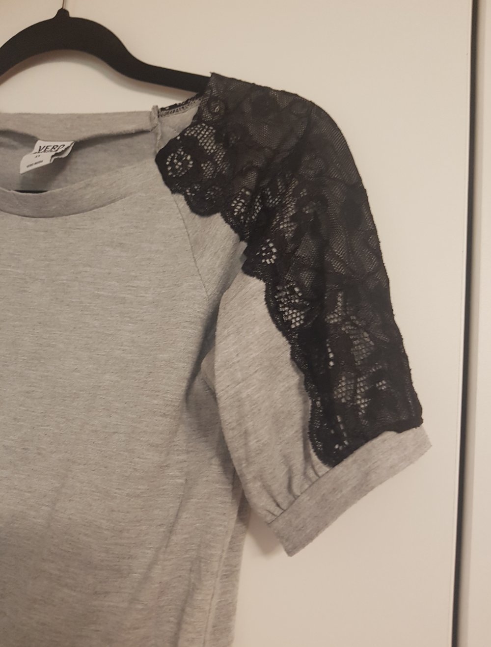 T-Shirt mit Spitze