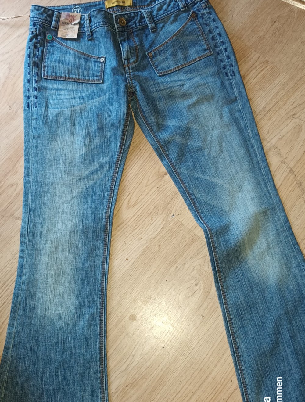 verschiedene Marken Jeans