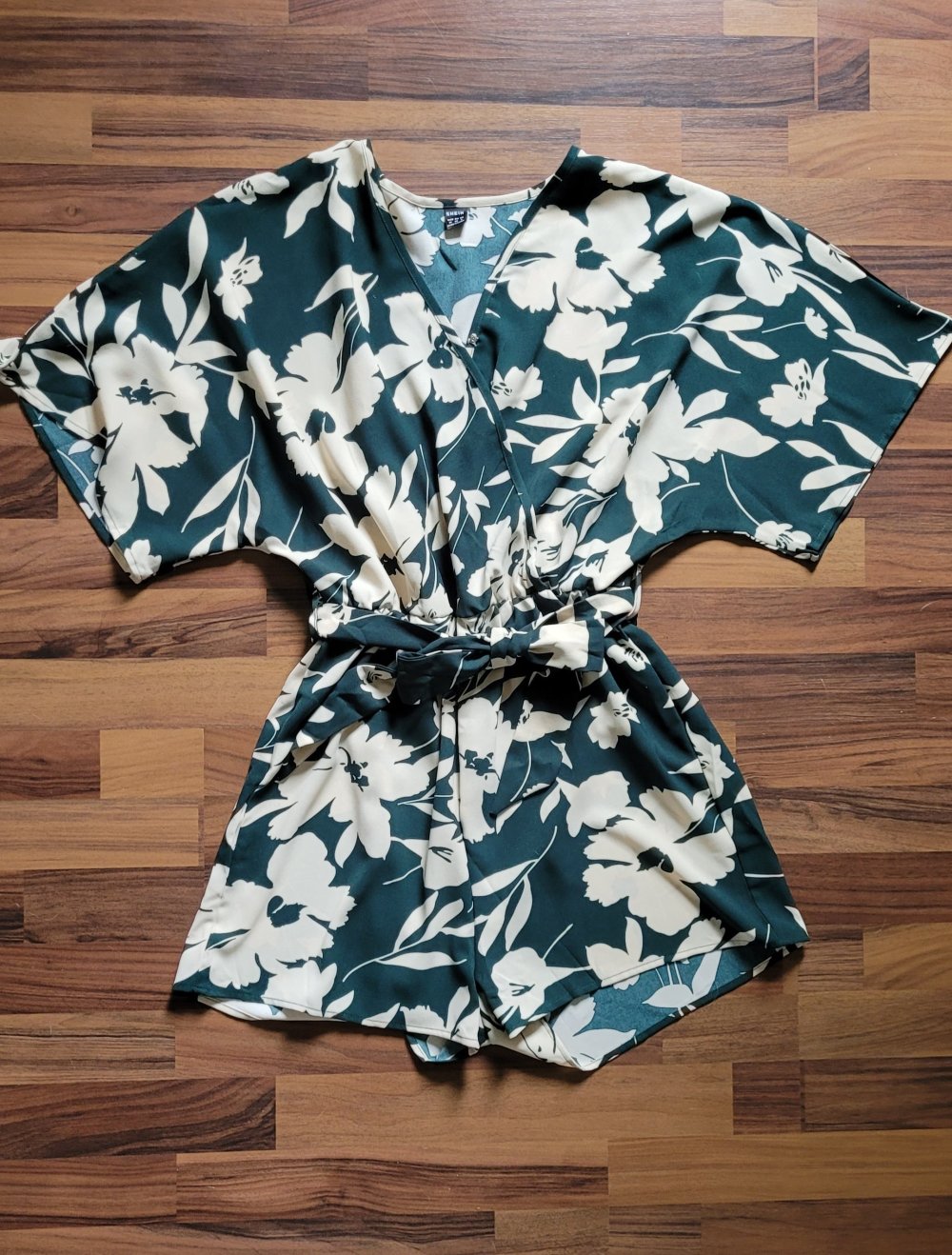 grüner Jumpsuit von shein