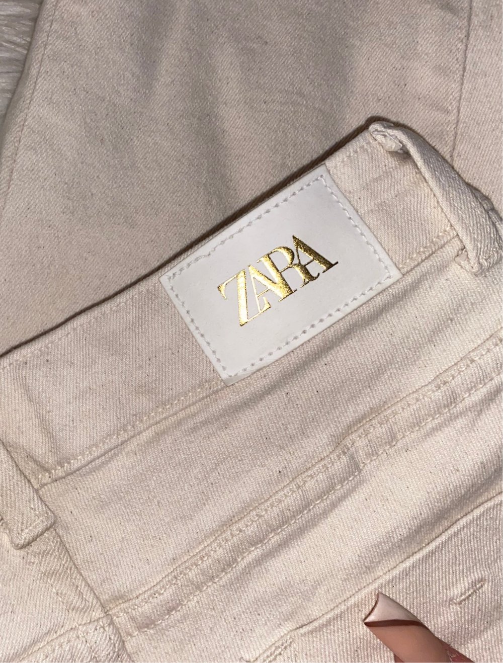 Beige Zara Jeans