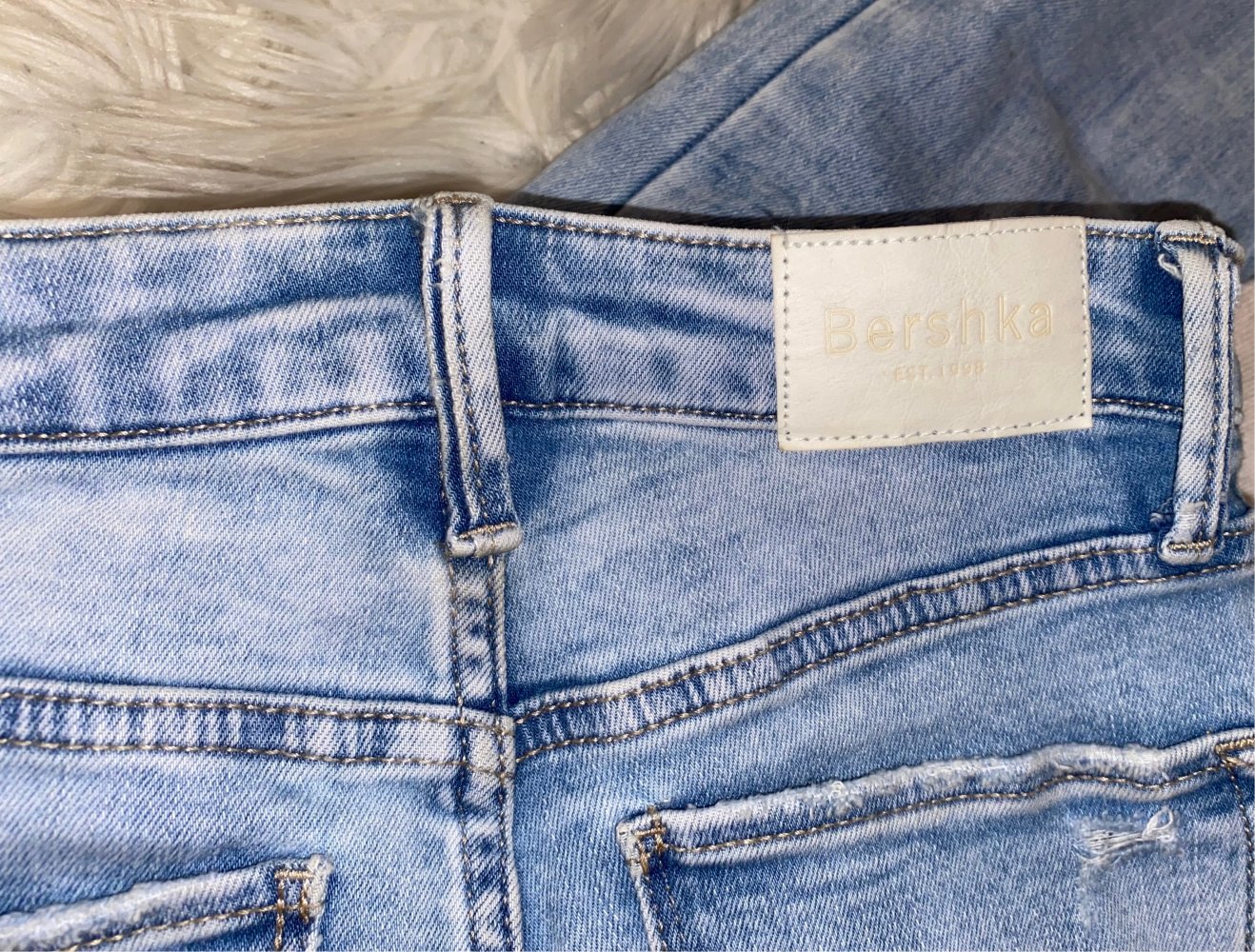 Blaue Bershka Jenas