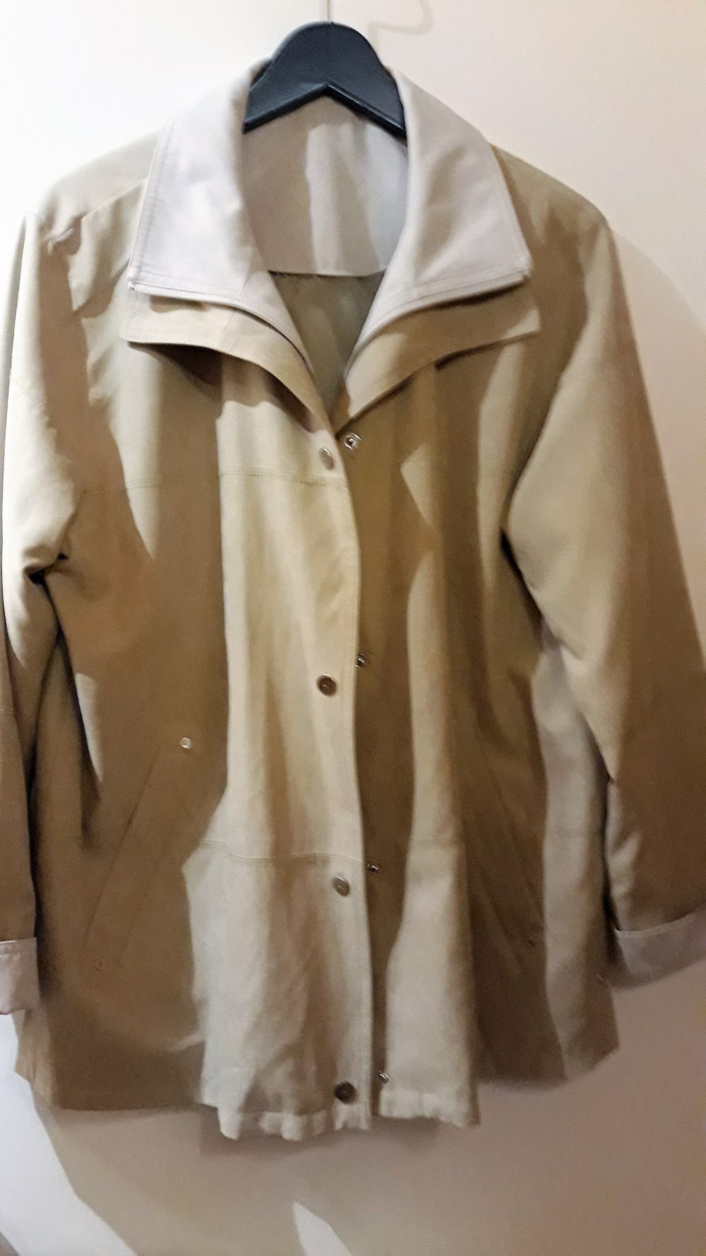 Rausverkauf!! Hochwertige Damenjacke in Velourlederoptik, Jetzt reduziert nur noch 5,-€