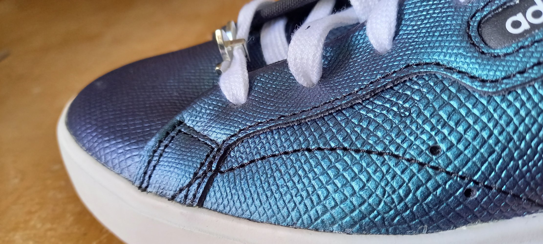 ADIDAS sneaker Petrol-Violett changierend Gr. 39 1/3 ungetragen