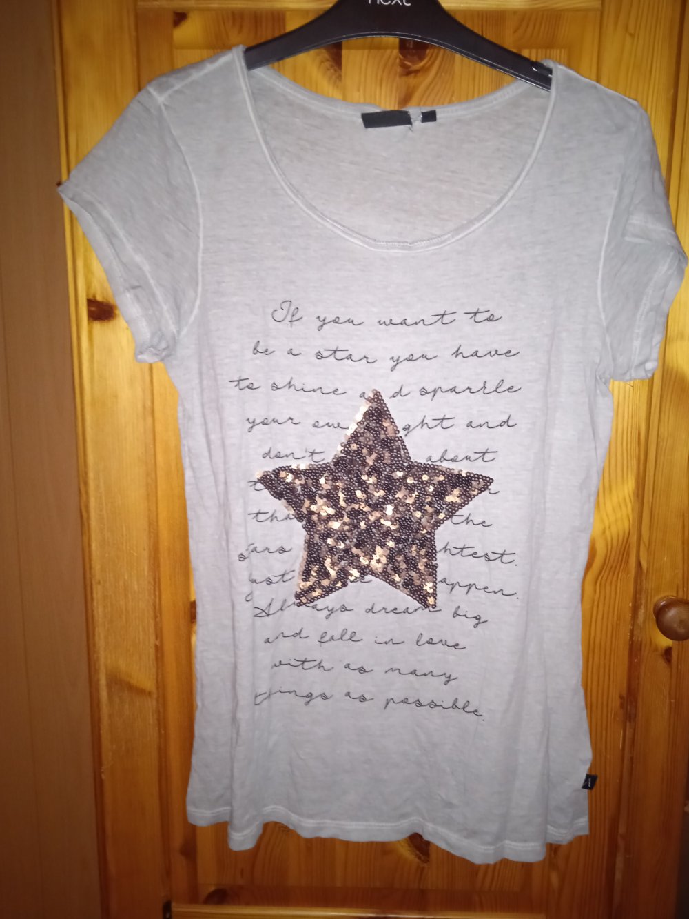 T-Shirt Größe S neuwertig 