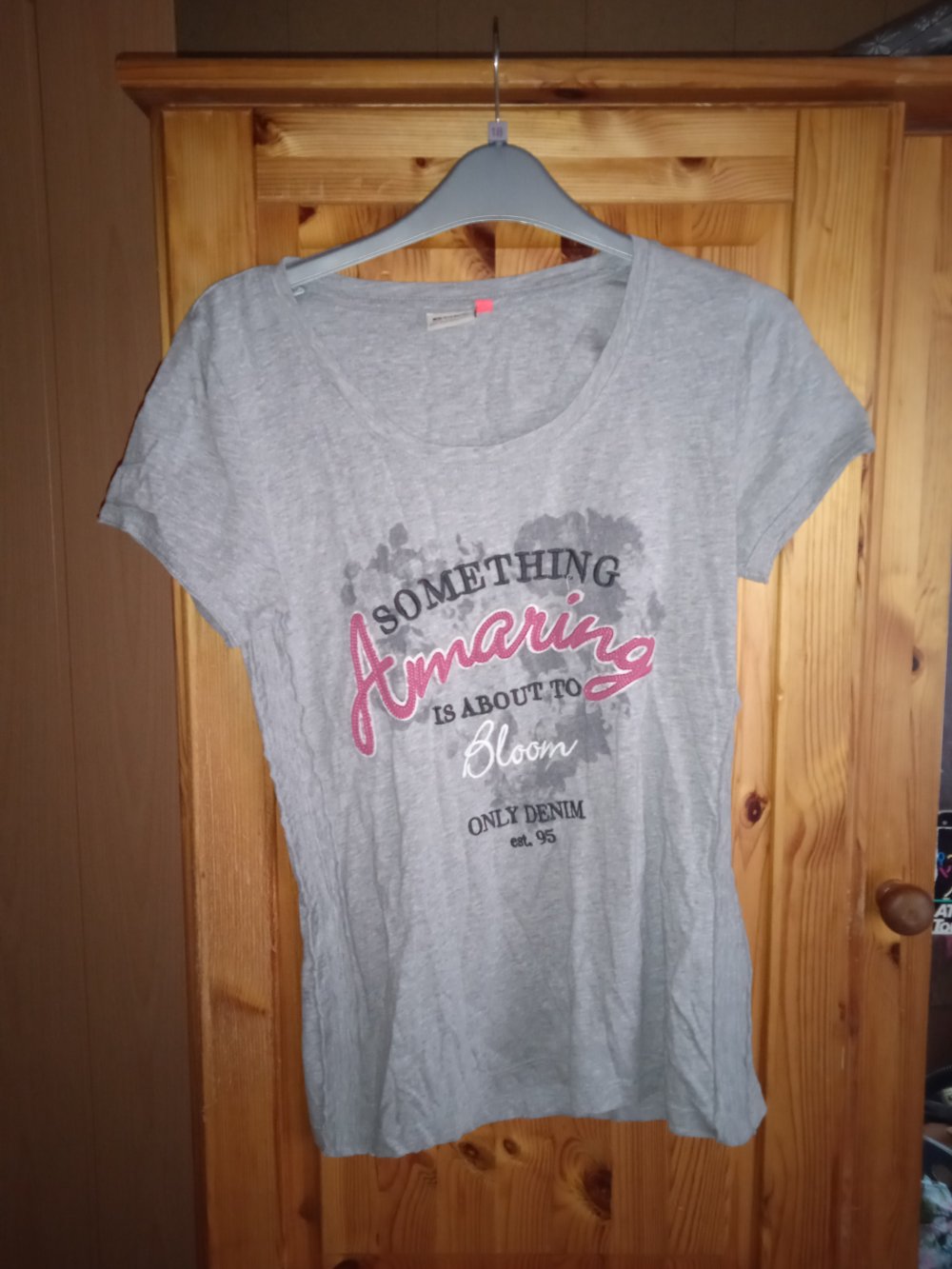 T-Shirt Größe S neuwertig 