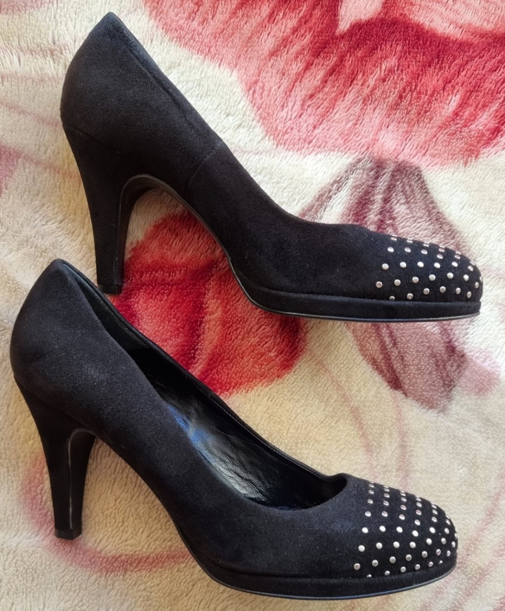 She Schuhe Plateau Pumps Nieten High Heels Wildlederoptik Gr.39 NEU