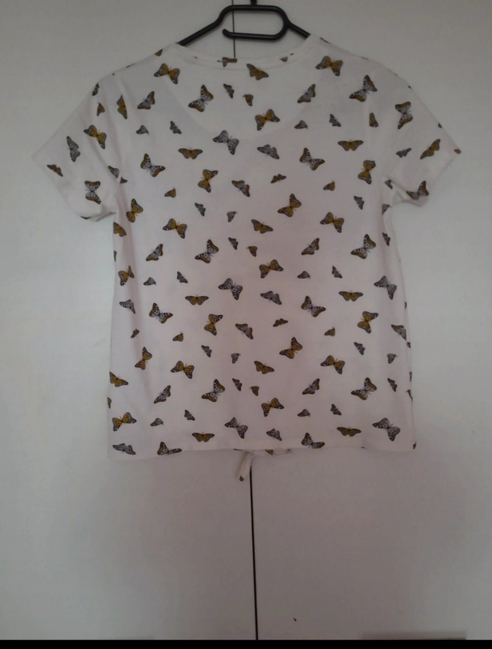 Mädchen Sommershirt mit Schmetterlingen