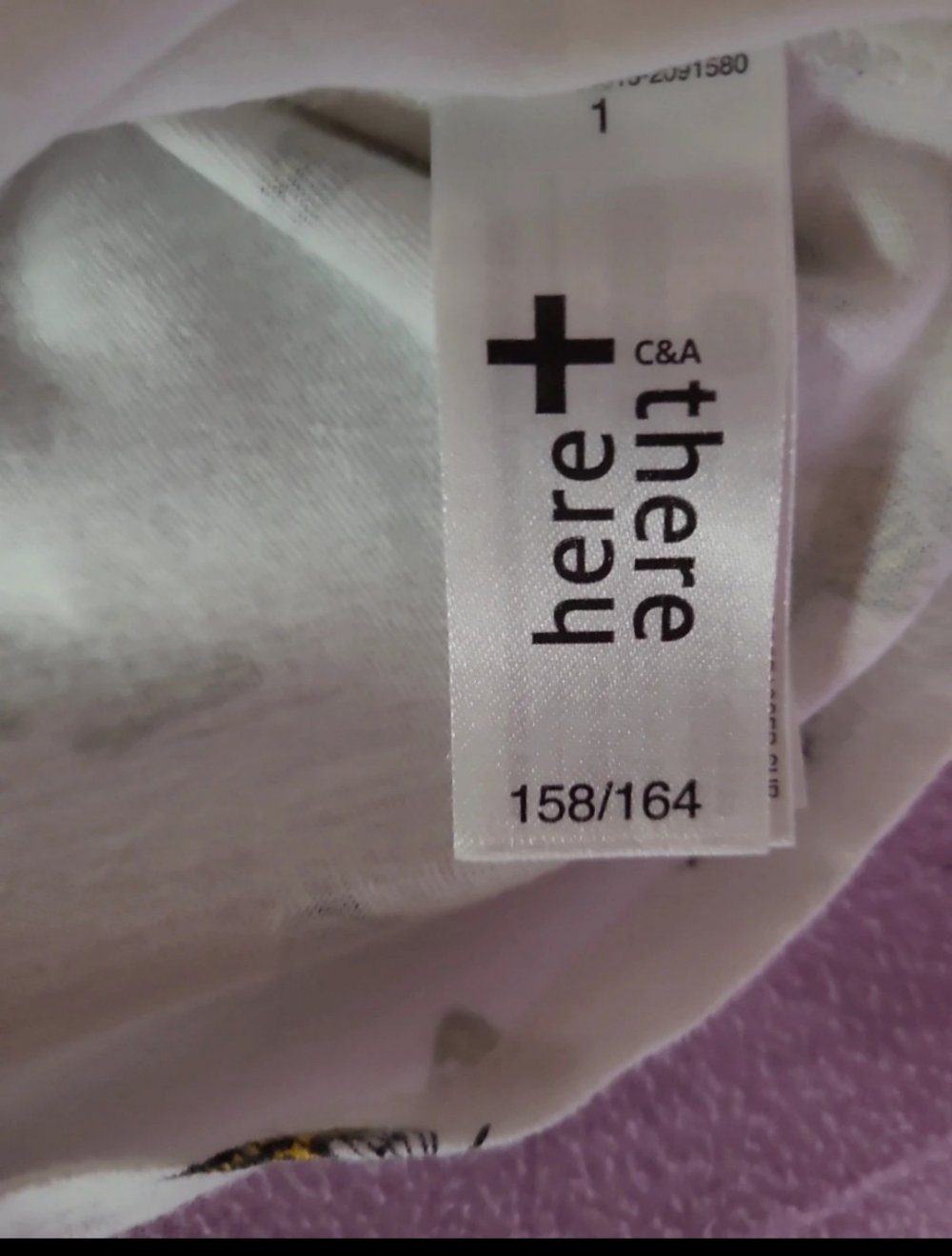 Mädchen Sommershirt mit Schmetterlingen