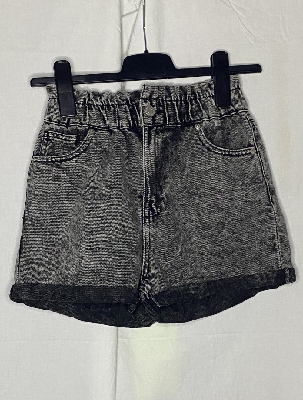 Schwarze Used Look High Waist Shorts