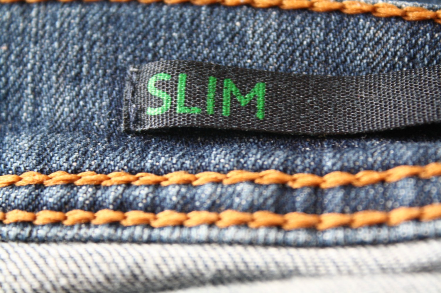 Benetton Jeans Low Waist Jeans unten geschlitzt am Bein XS S W 27 wie neu