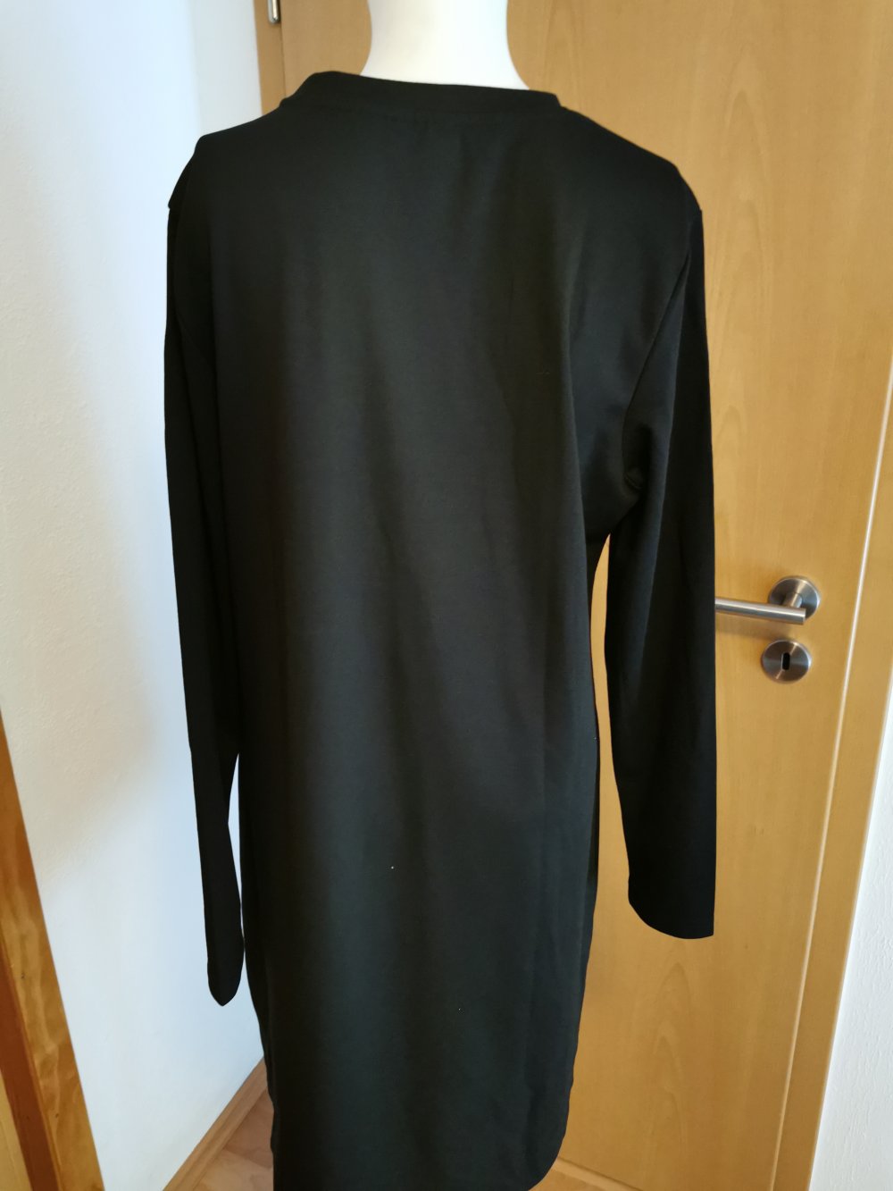 Schickes schwarzes Damen- Kleid, von „UP2Fashion“, GR. M
