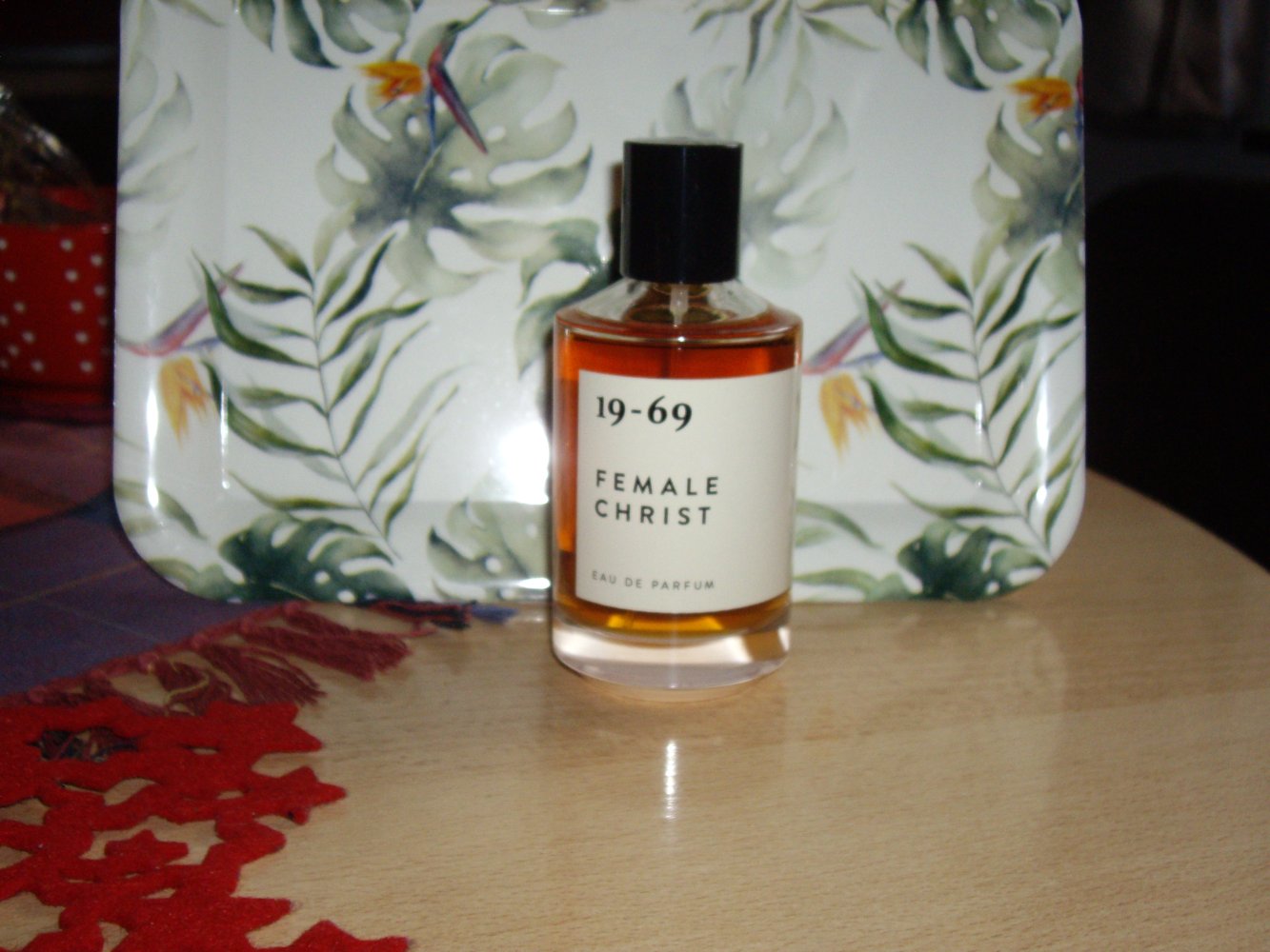 16-69 Nineteen Sixty Nine - Female Christ Eau de Parfum 100ml