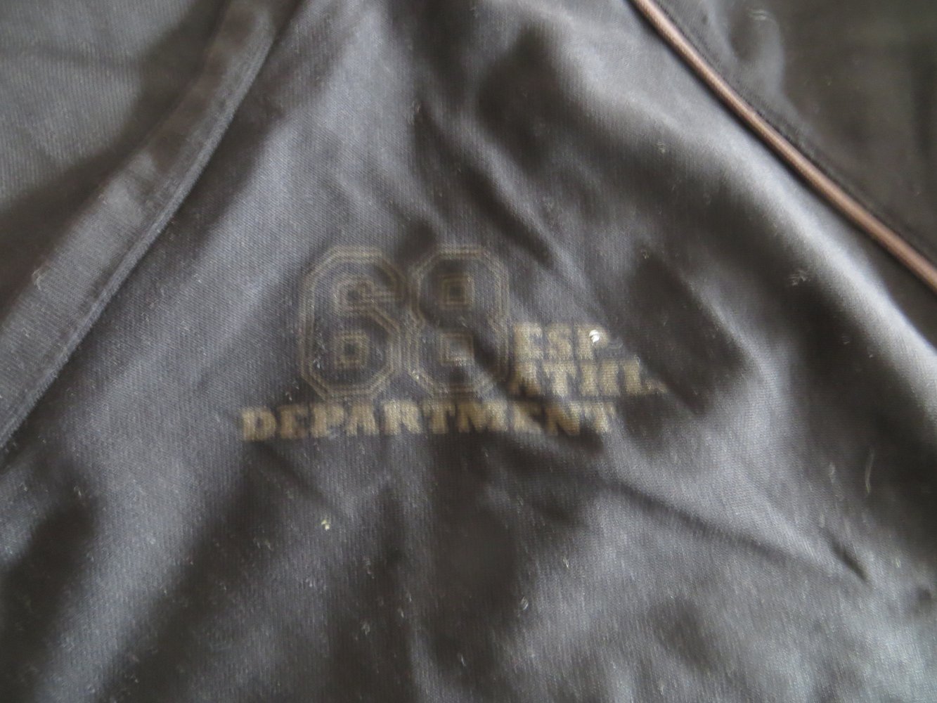 kurzämelig, schwarzes Funktions-Shirt v. ESP, GR.44   Schulterweite 52cm, Länge 60cm