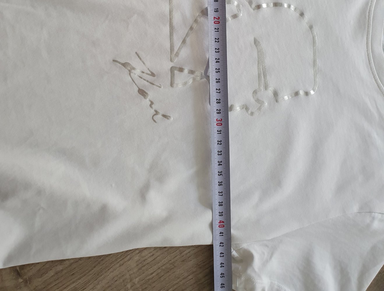 T-Shirt Karl Lagerfeld Gr. M mit silber Aufdruck - Shirt weiß