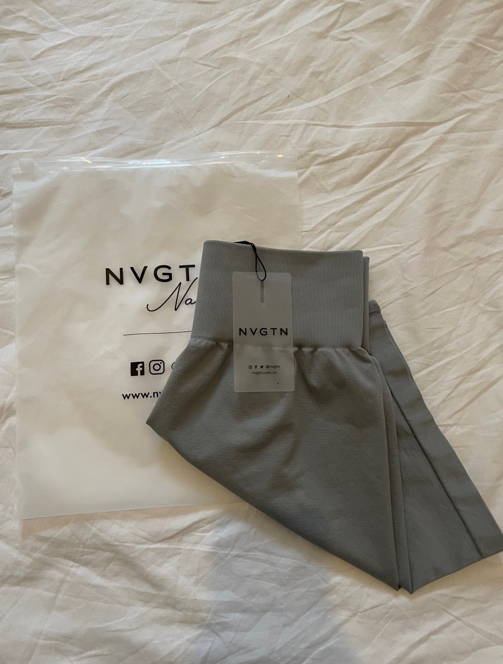 nvgtn solid seamless shorts grey/grau m