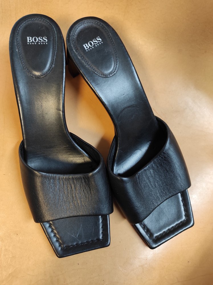 Damensandaletten Gr. 41 schwarzes Leder