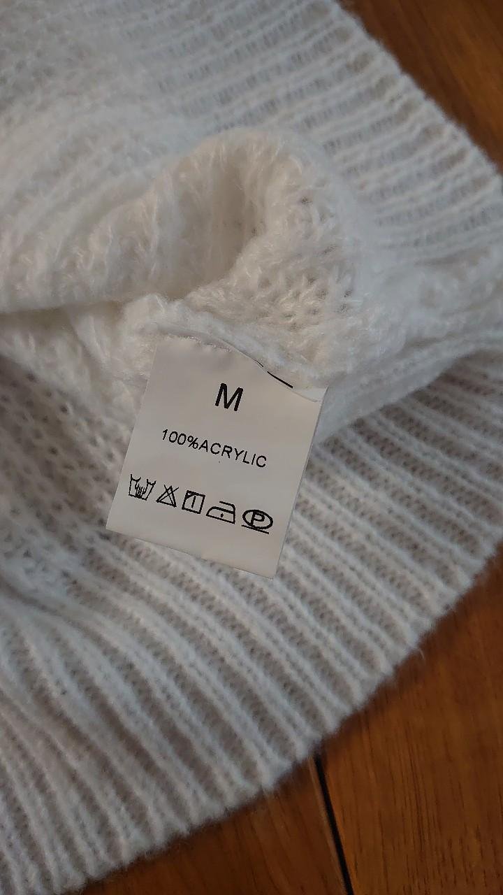 Pullover 90er Jahre Vintage weiß goldene Knöpfe