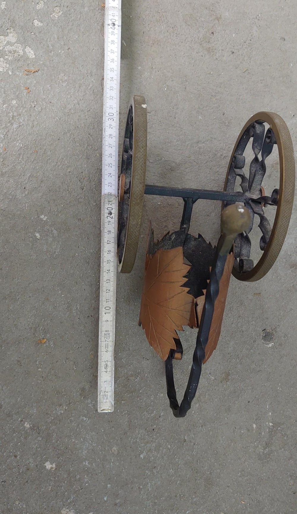 Weinhalterung Schmiedeeisen 60er 70er Jahre