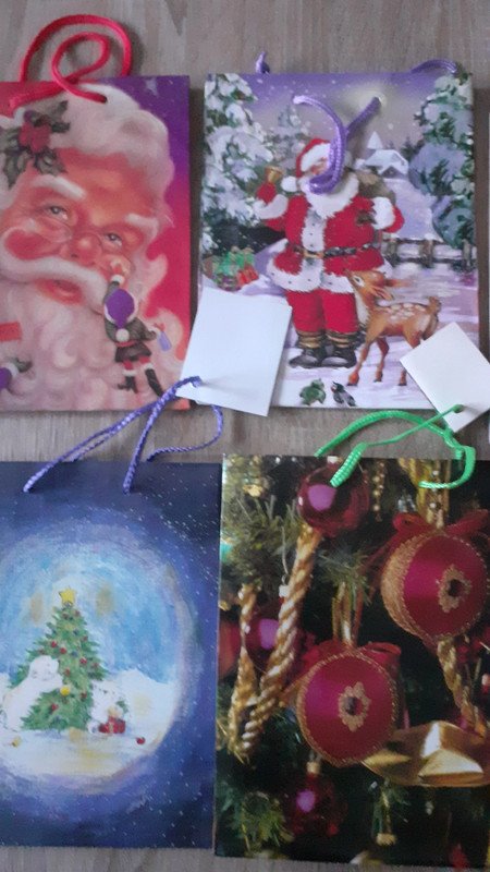 Weihnachtstüten Geschenktüten