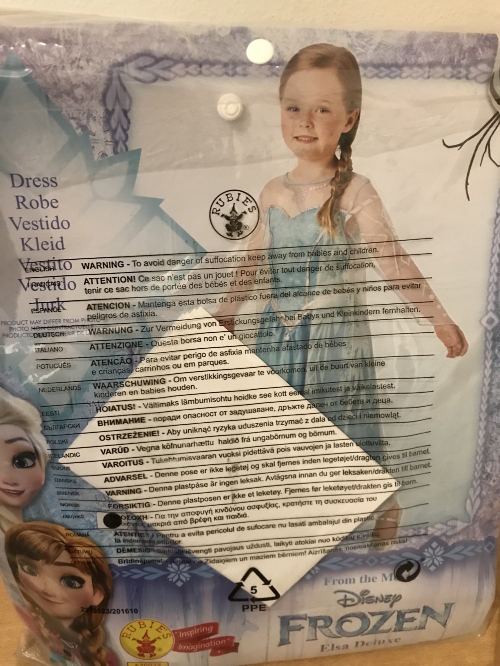 Anna und Elsa Kleid für 7-8Jährige Grösse evtl ca 122-128