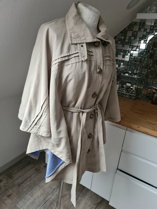 Übergangsjacke Poncho Vila Gr. M beige Cape Overcoat