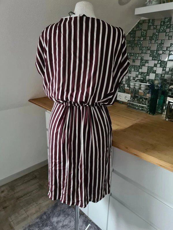 Sommerkleid Object Gr. 38 weiß/bordo Kleid casual basic