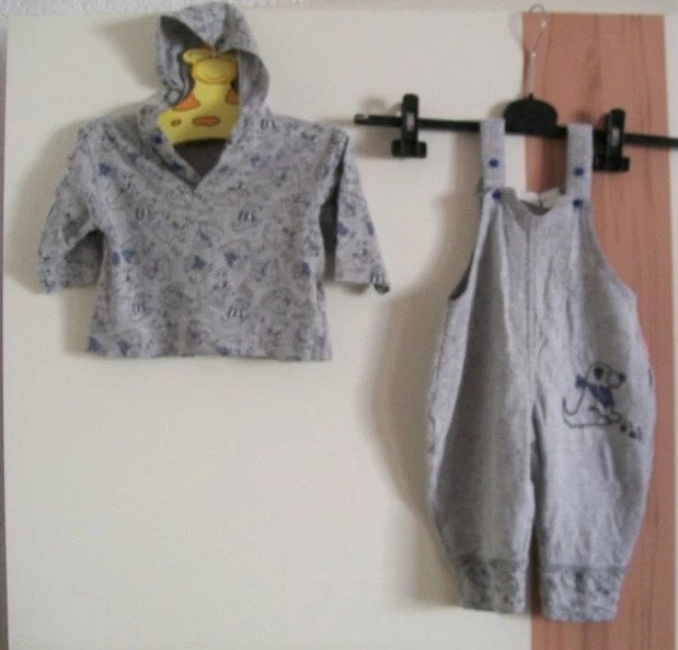 Grauer Zweiteiler - Gr. 74 - Vintage