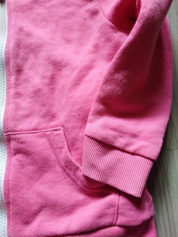 Sweatjacke in pink . Gr. 98/104 