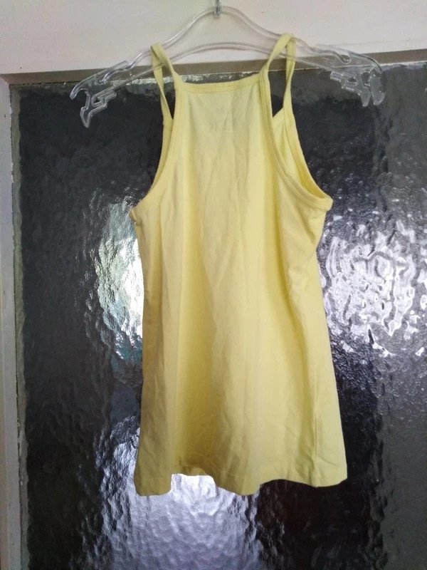 Gelbes Top - Gr. 128 - Y.F.K. - neu
